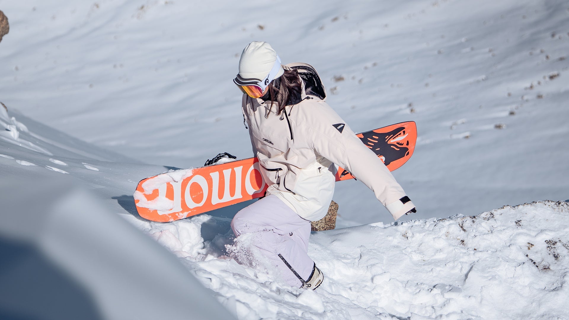 Can You Ski In A Puffer Jacket? | Fully explained by CapelinCrew