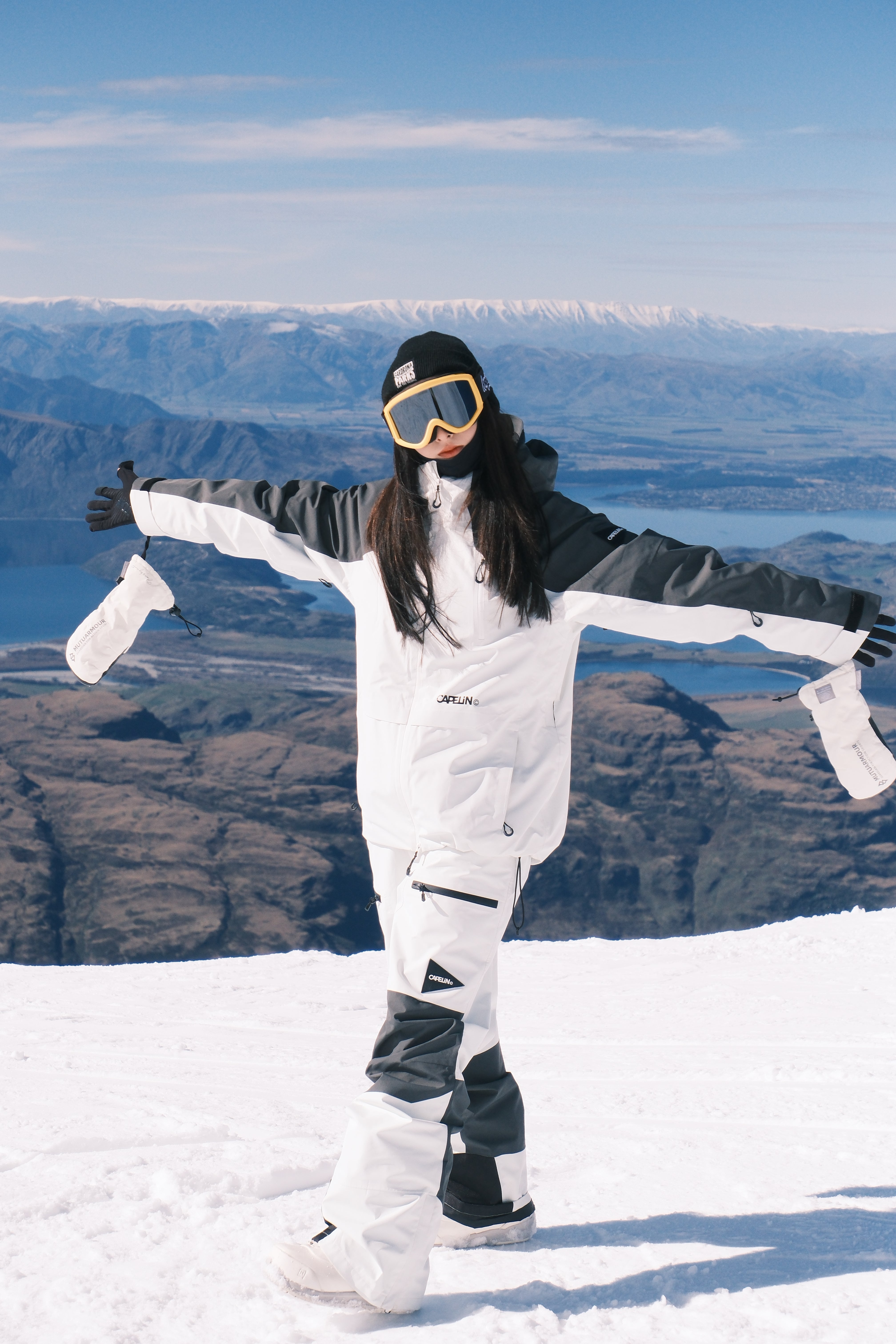 Can You Wear Regular Clothes to Skiing and Snowboarding? The Truth About Snowboard Clothes & Must-Have Gear