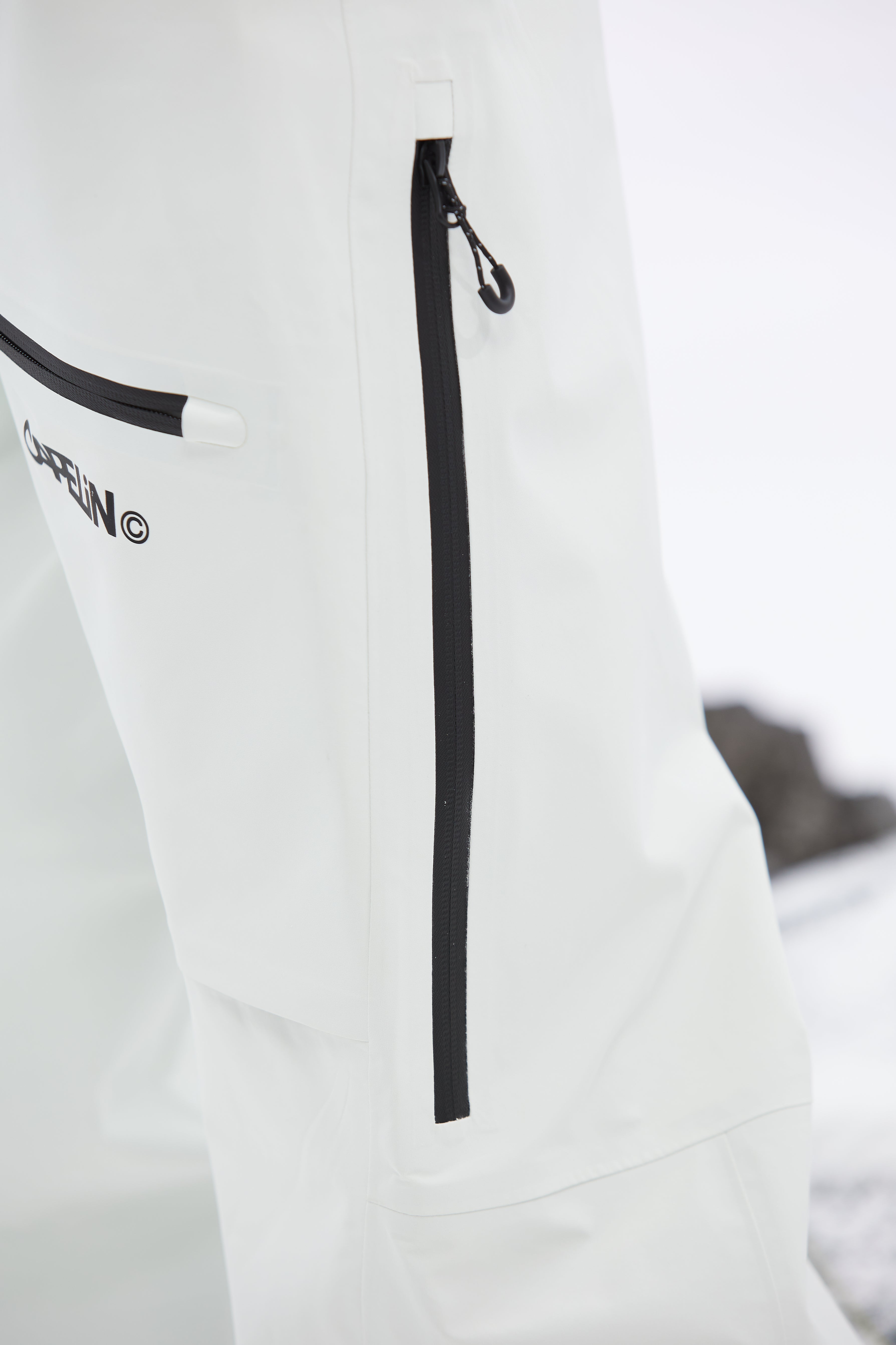 Horizon Unisex 3L Snowboard Pant | CAPELIN CREW