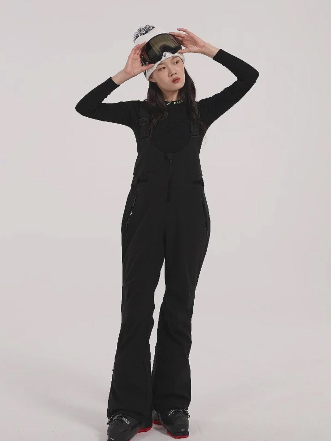 Venus Women's Ski Bib Pant | CAPELIN CREW